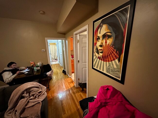 Building Photo - 17 Highgate St