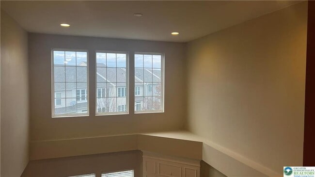 Building Photo - 8536 Mayfair Ct