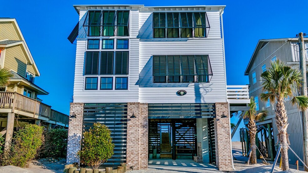 Building Photo - 685 County Rd S-22-104