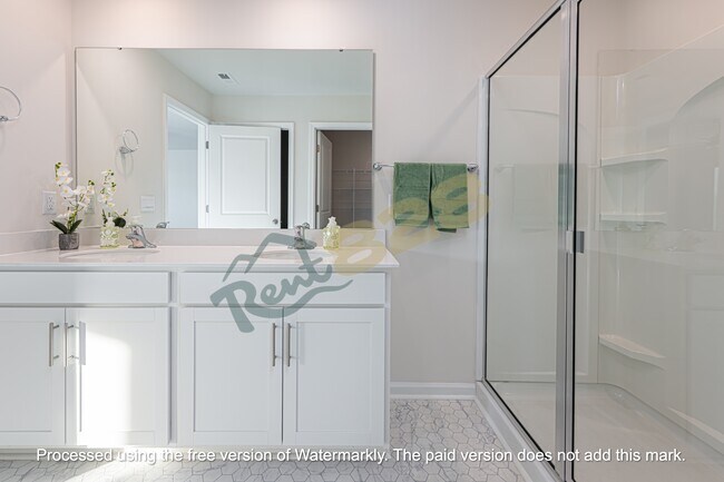 Building Photo - 96 Farmwood Ln