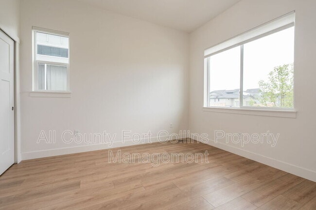Building Photo - 5967 Rendezvous Pkwy