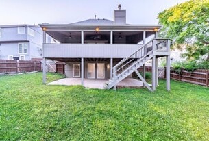 Building Photo - 9505 NW 86th Ter