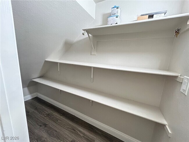 Building Photo - 9070 Trombone Ln