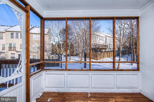 Building Photo - 10159 Elgin Way