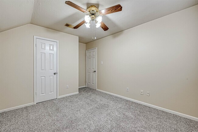 Building Photo - 17935 Western Pass Ln