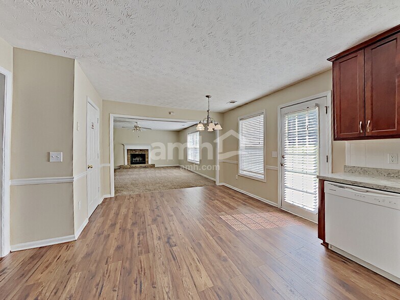 Building Photo - 1318 Baylor Dr
