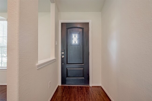 Building Photo - 25911 Rustical Rd