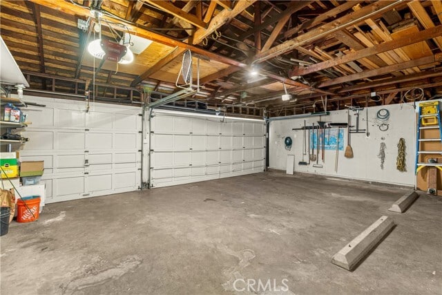 Building Photo - 591 Busch Pl