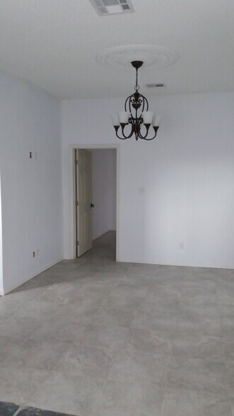 Building Photo - 3401 Belfort Ave