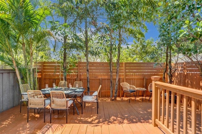 Building Photo - 60 NE 26th St