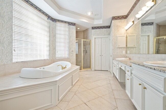 Building Photo - 3311 El Dorado Blvd