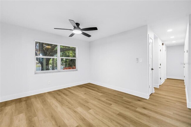 Building Photo - 5846 12th St S