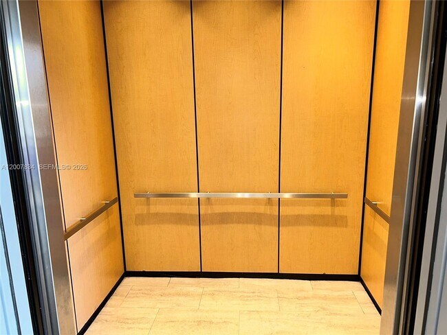 Building Photo - 7275 SW 90th St