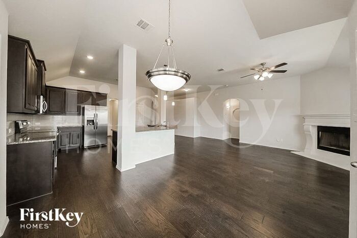 Building Photo - 2552 Silver Fox Trl