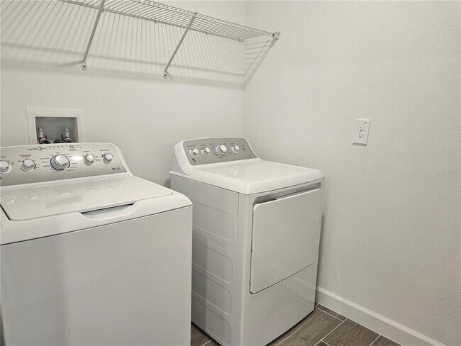 Building Photo - 10965 Teal Lagoon Isle