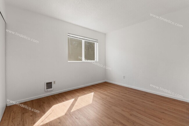 Building Photo - 6321 N Lombard St