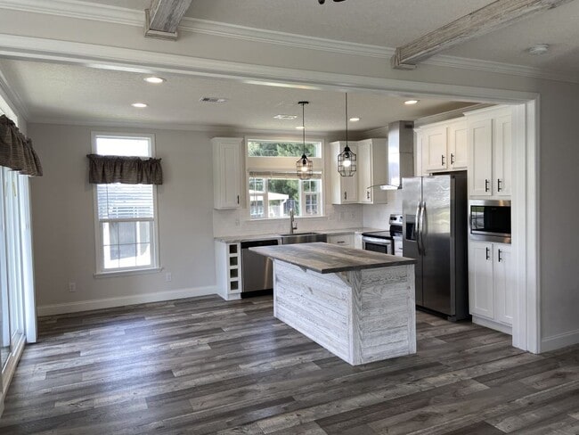 Building Photo - 8775 20th St