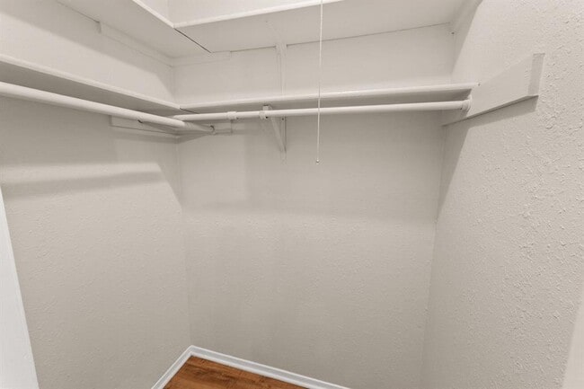Building Photo - 818 Sirocco Dr