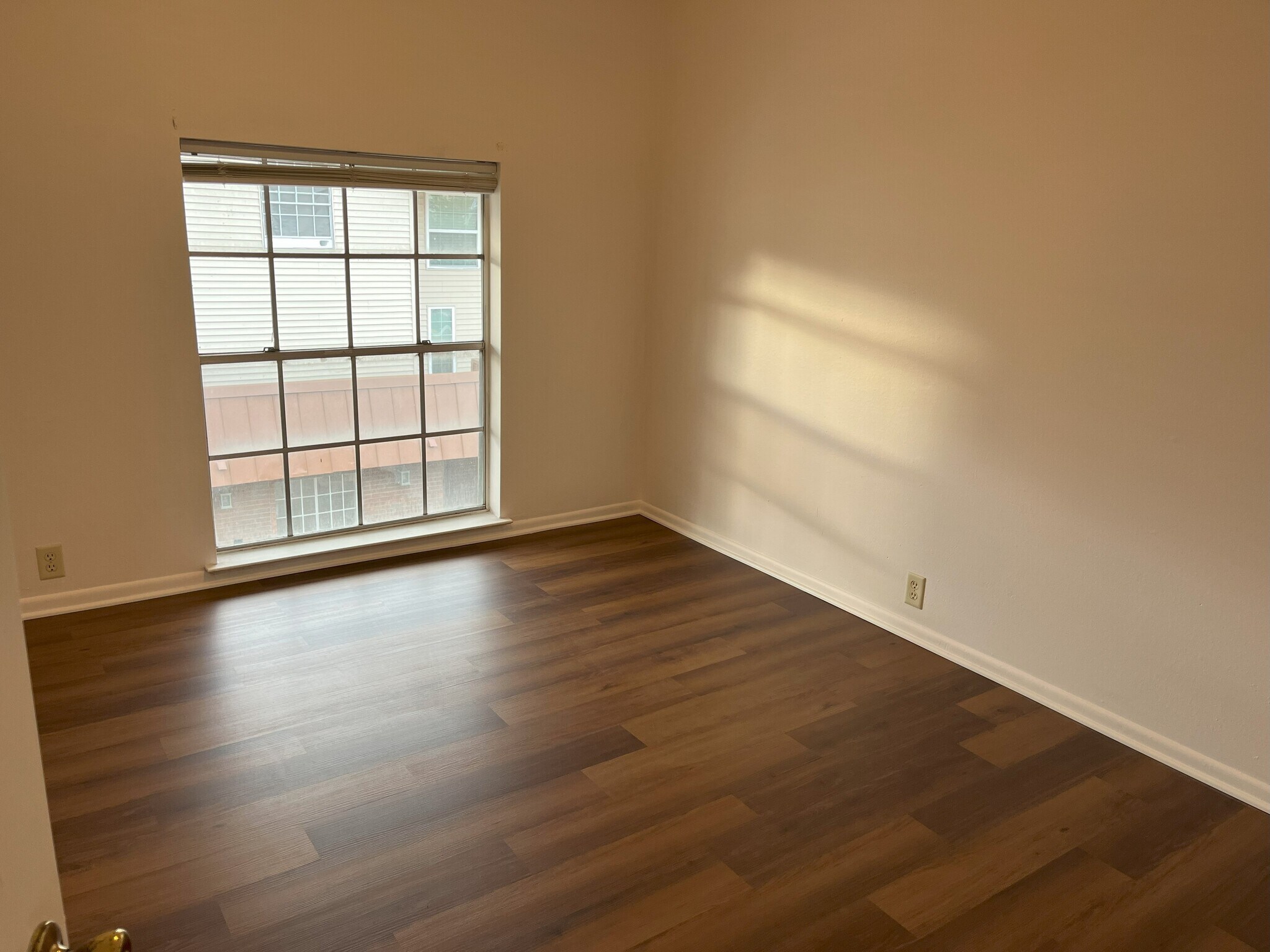 Building Photo - 2509 Giuffrias Ave