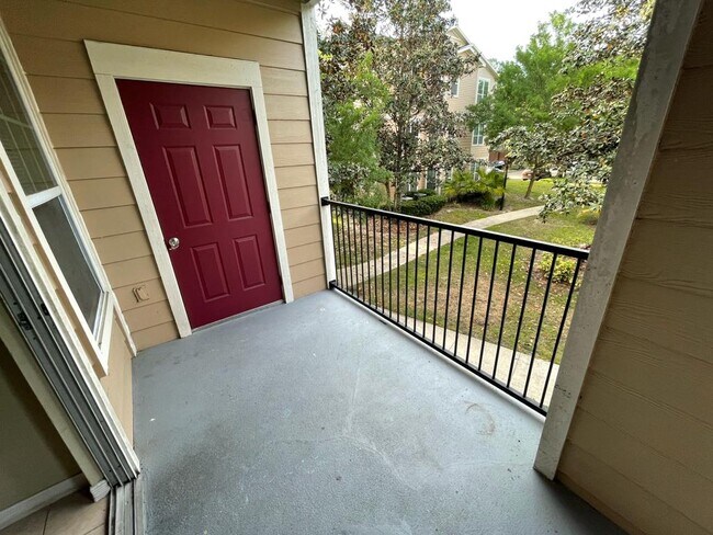 Building Photo - 2000 Erving Cir