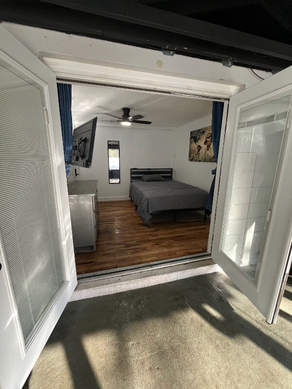 Building Photo - 740 Jenkins St