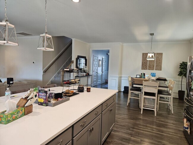 Building Photo - Gorgeous 4 bedroom, 3.5 bath home with private pool - Wyndwater Community in Hampstead