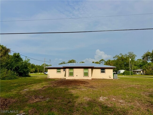 Building Photo - 11430 Alligator St