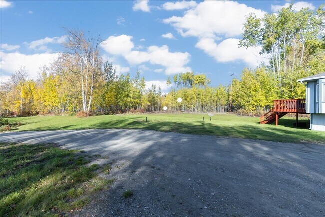 Unit A Backyard - 310 Tipperary Ct