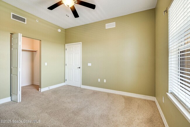 Building Photo - 134 Starboard Ln