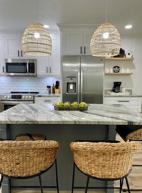 Building Photo - 646 Yardarm Dr