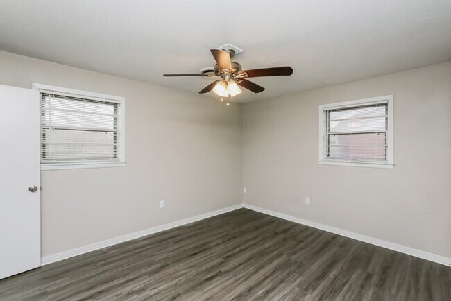 Building Photo - Beautiful Home in Pearl, MS!