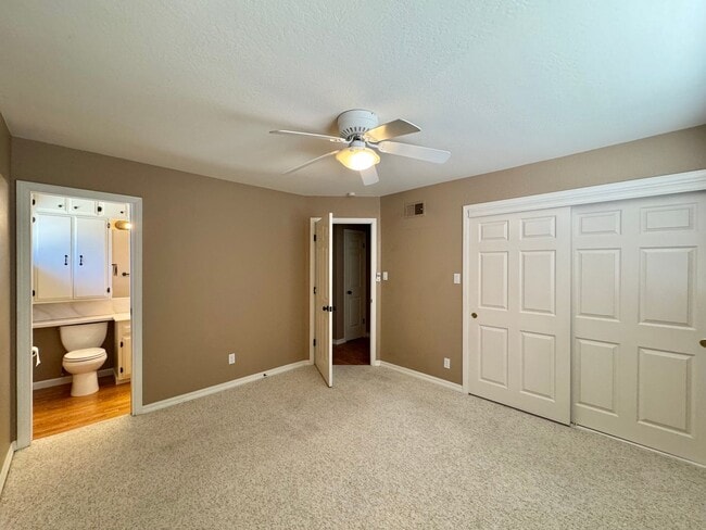 Building Photo - Classic Napa Bel Aire Home 4 Bedrooms, 2 B...