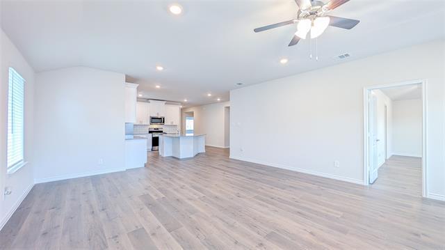 Building Photo - 2421 Apex Ave