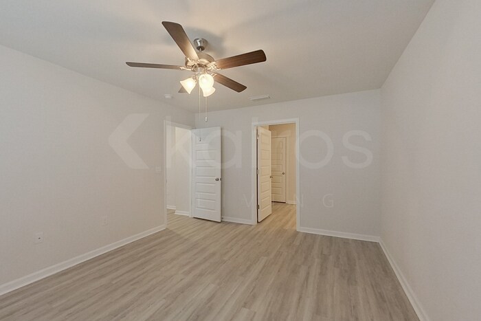 Building Photo - 4647 Malay Cir