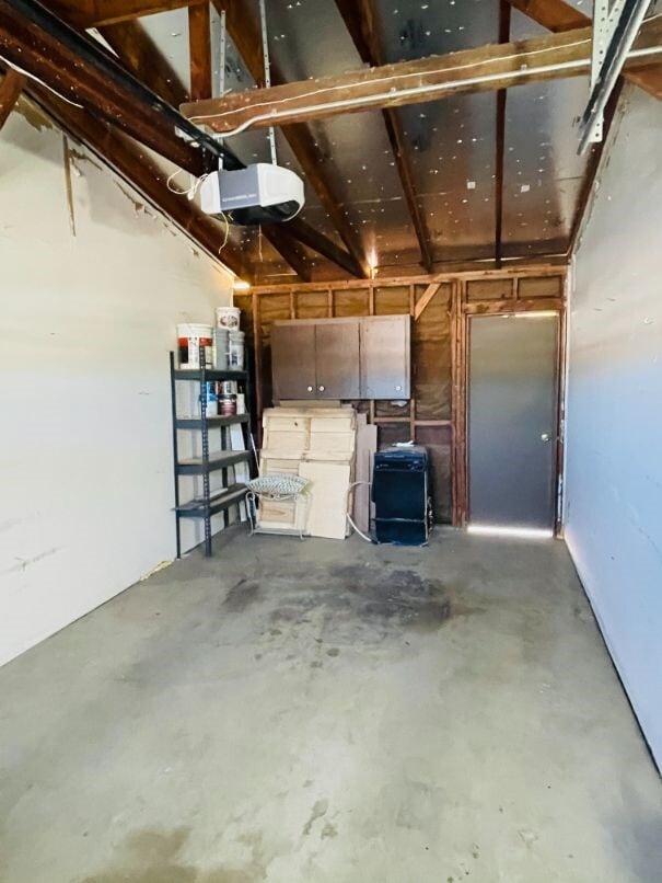 Building Photo - 2253 San Bernardo Ave