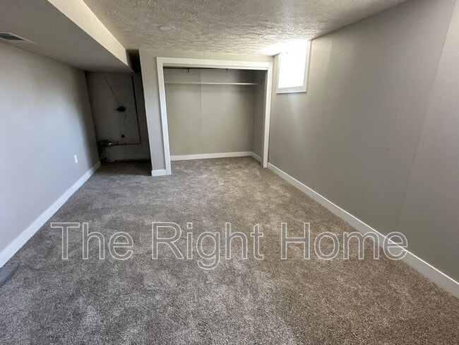 Building Photo - 4525 N 70th St