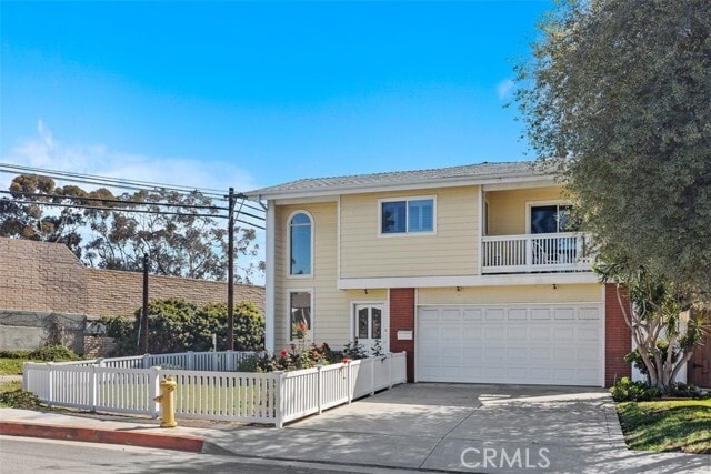 Building Photo - 137 W Avenida Cornelio