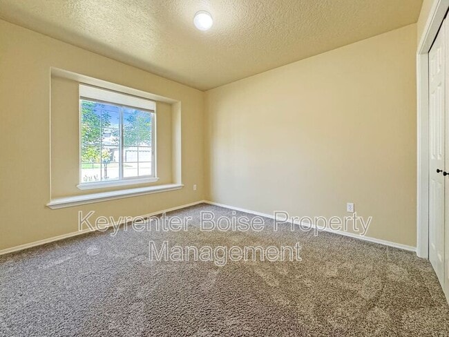 Building Photo - 4287 E Arch Dr