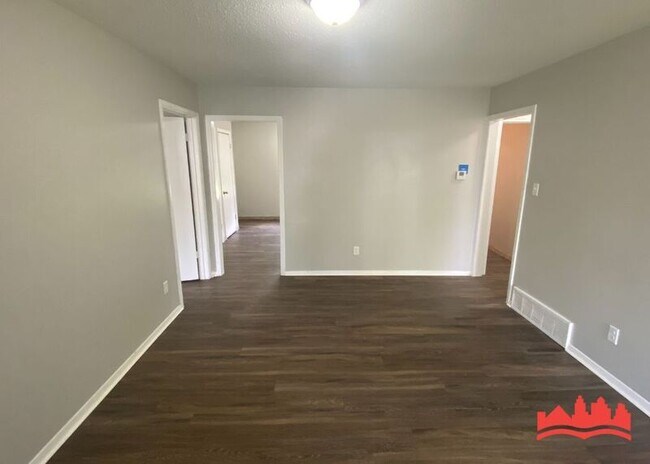 Building Photo - 3645 Carroll Dr
