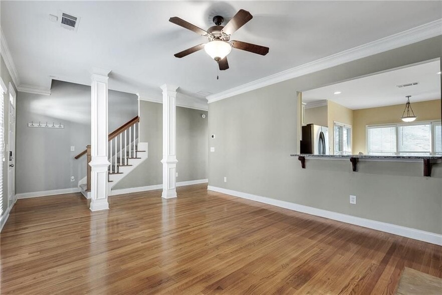 Building Photo - 1387 Village Creek Cir