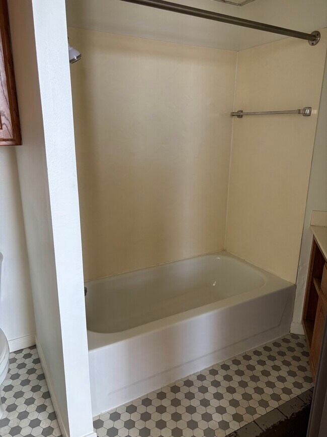 Building Photo - Praetorian Building