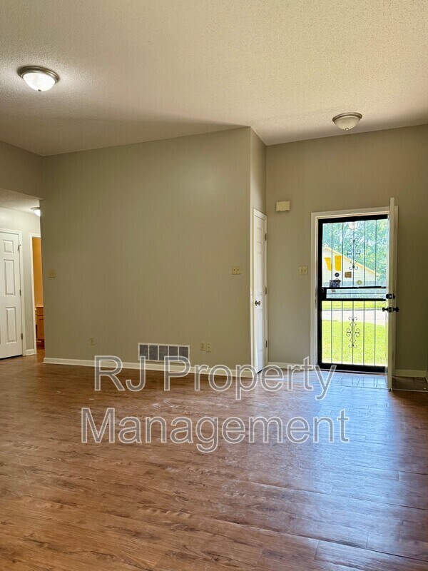 Building Photo - 4369 Pecan Creek Cir S