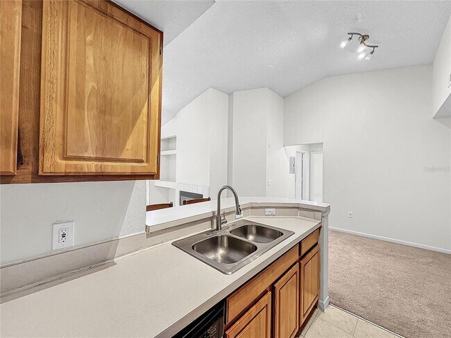 Building Photo - 13025 Mulberry Park Dr