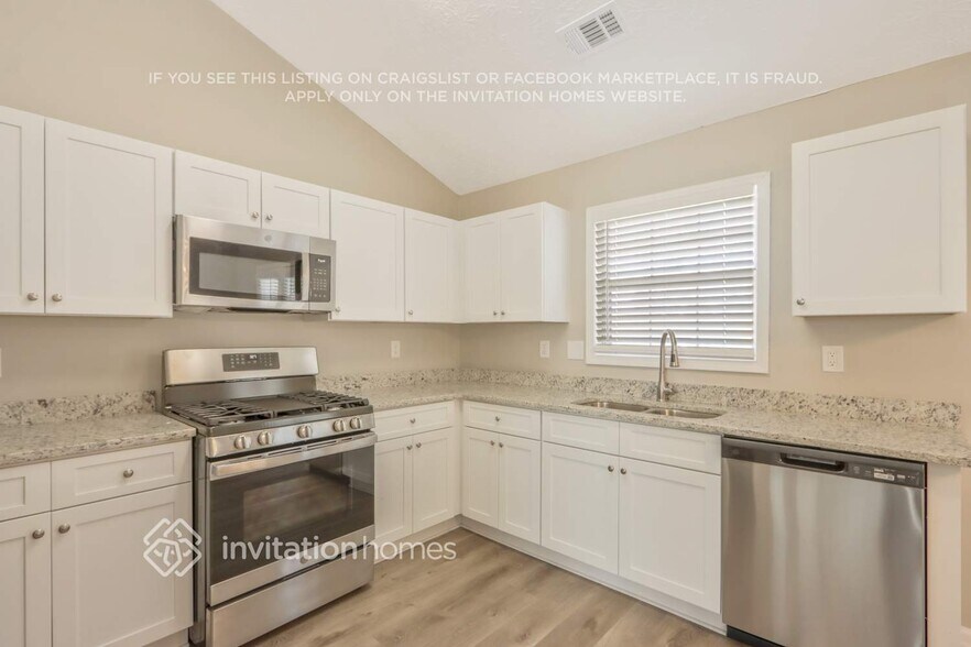 Building Photo - 6026 Old Wellborn Trce