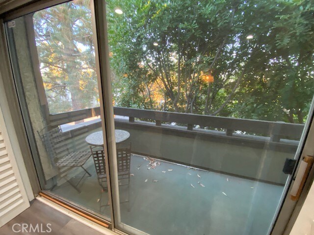 Building Photo - 13601 Valerio St