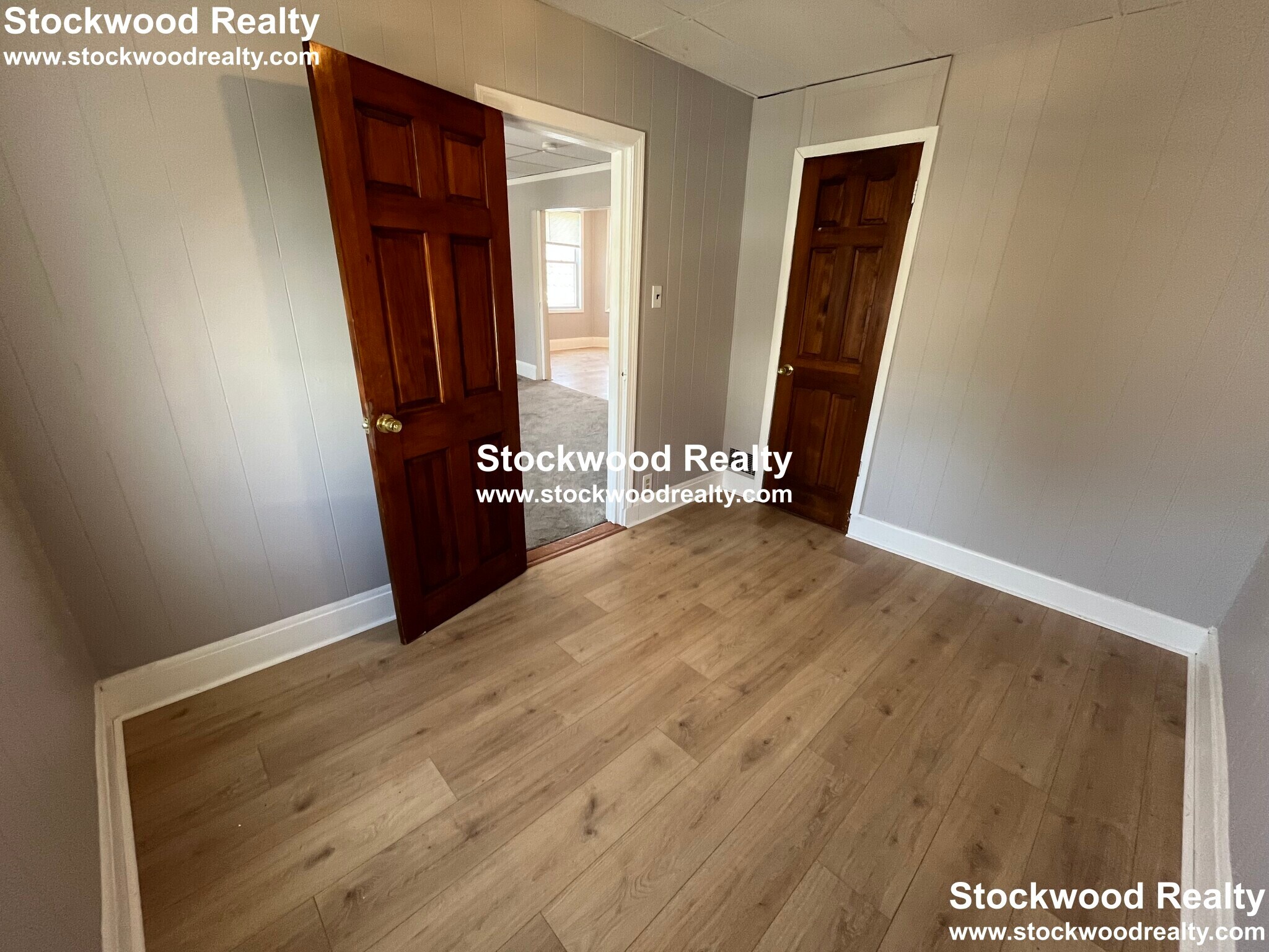 Building Photo - 14 Washburn St