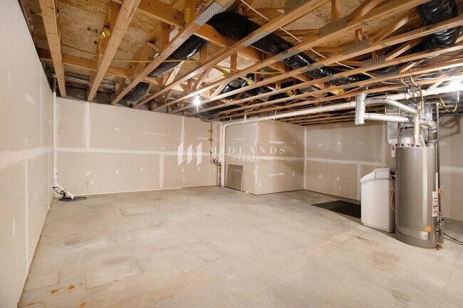 Building Photo - 14002 Kelly Dr