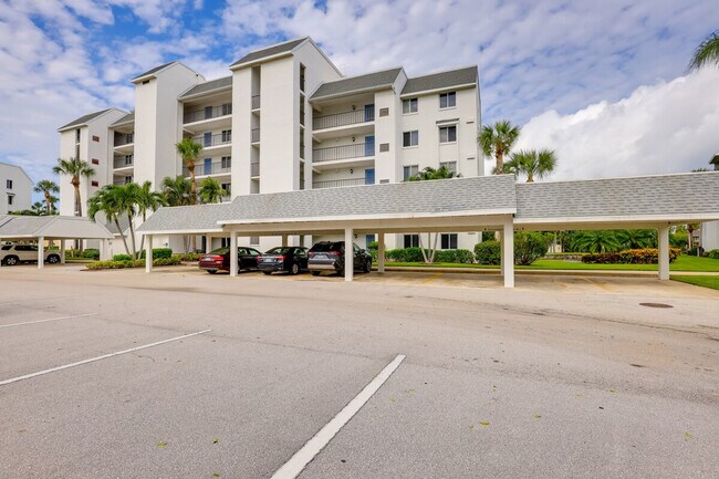 Building Photo - 2400 S Ocean Dr