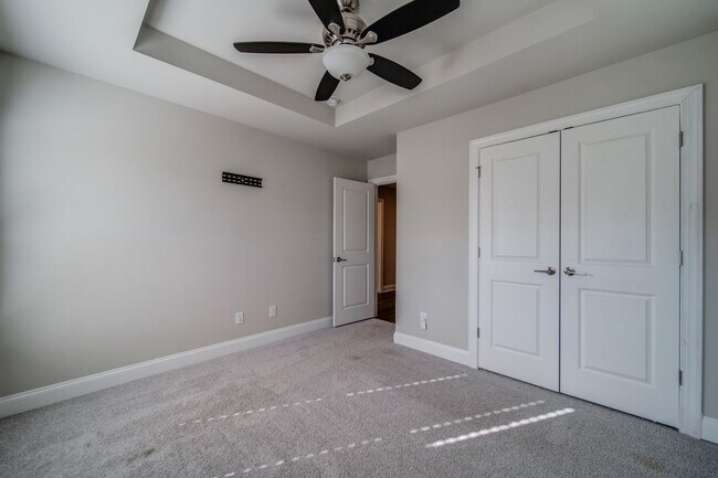 Building Photo - 1363 Harris Way S