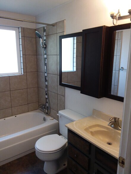 Building Photo - 1842 Penninger Dr